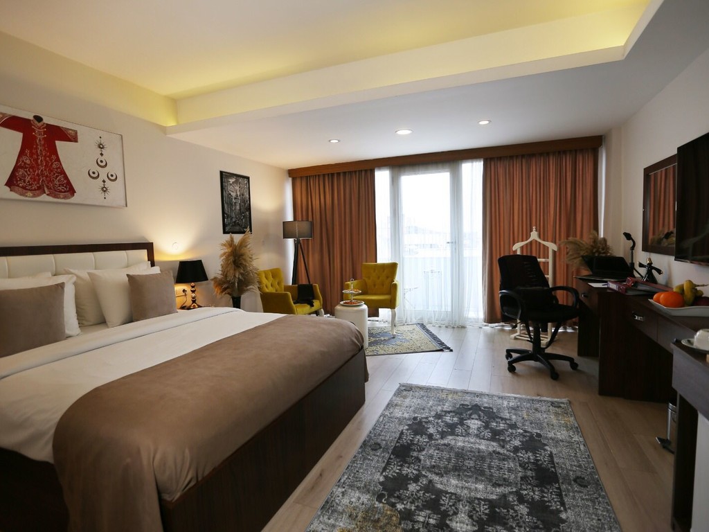 CEBECİ GRAND HOTEL
