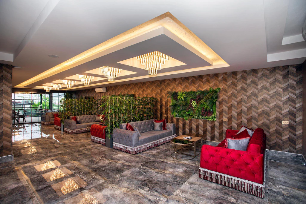 Marina Green Suit Hotel
